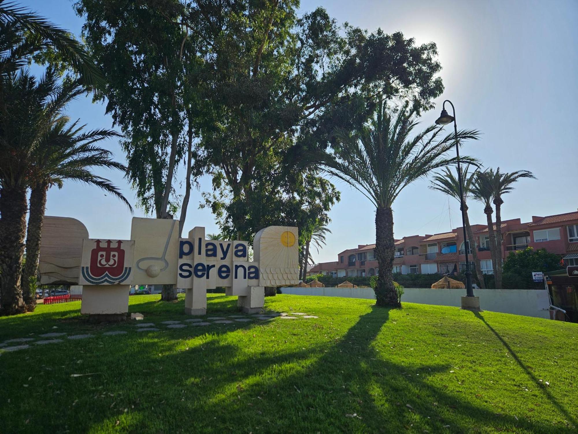 Apartamento Buganvilla Beach Roquetas de Mar Exteriör bild