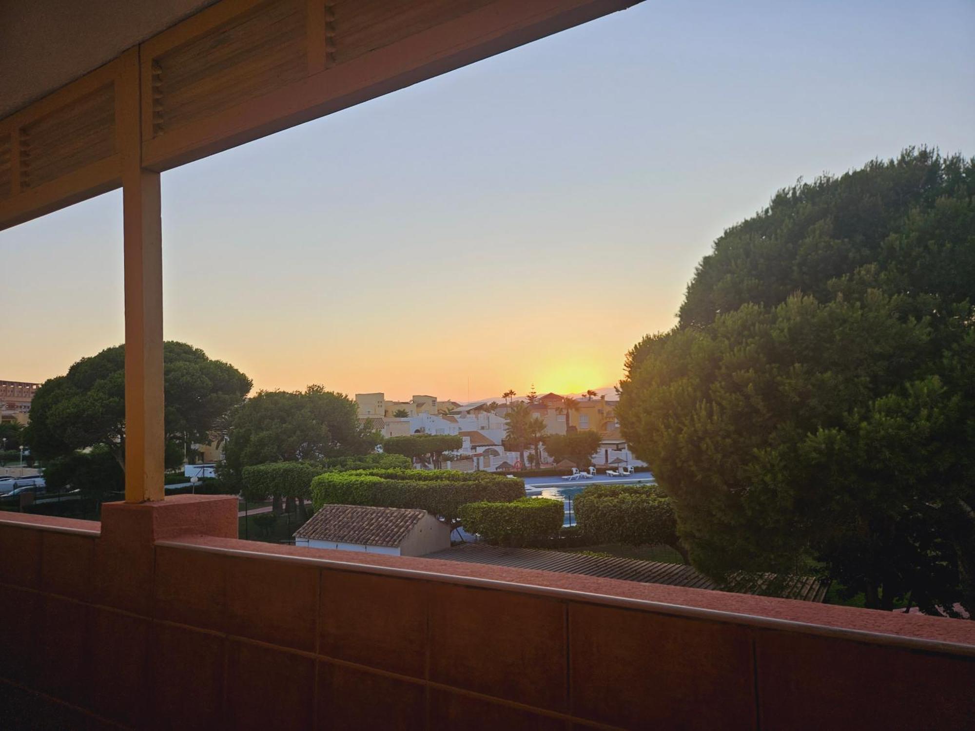 Apartamento Buganvilla Beach Roquetas de Mar Exteriör bild